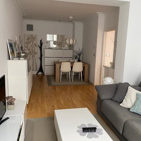 Apartamento Lea Apartment บิลเบา ภายนอก รูปภาพ