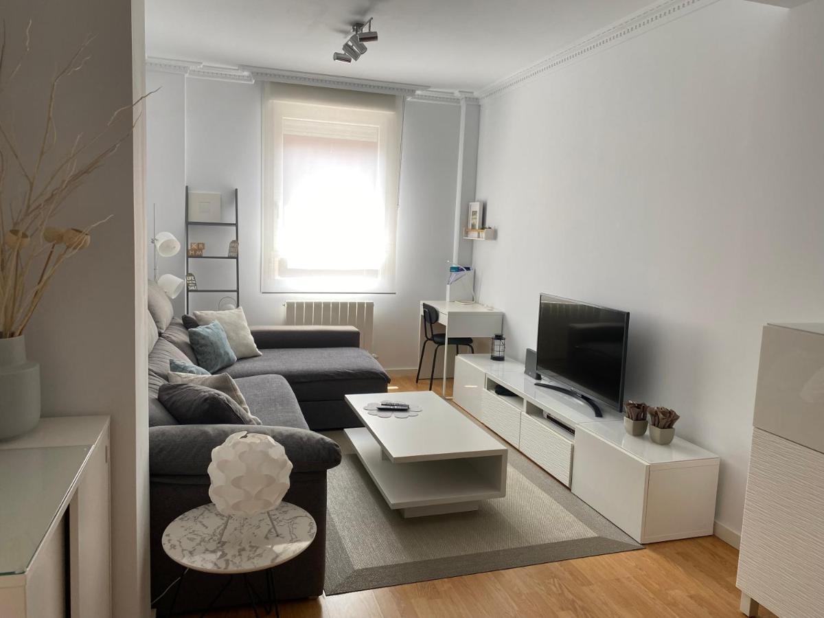 Apartamento Lea Apartment บิลเบา ภายนอก รูปภาพ